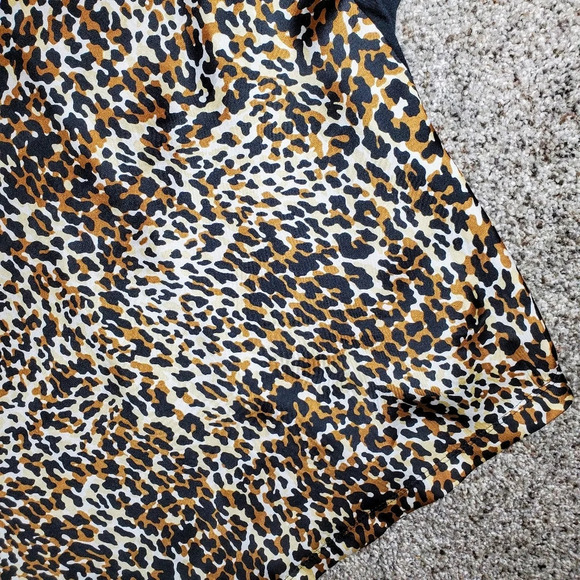 Cable & Gauge Animal Print Batwing Dolman Sleeve Top Women's Plus Size 3X - Picture 3 of 12